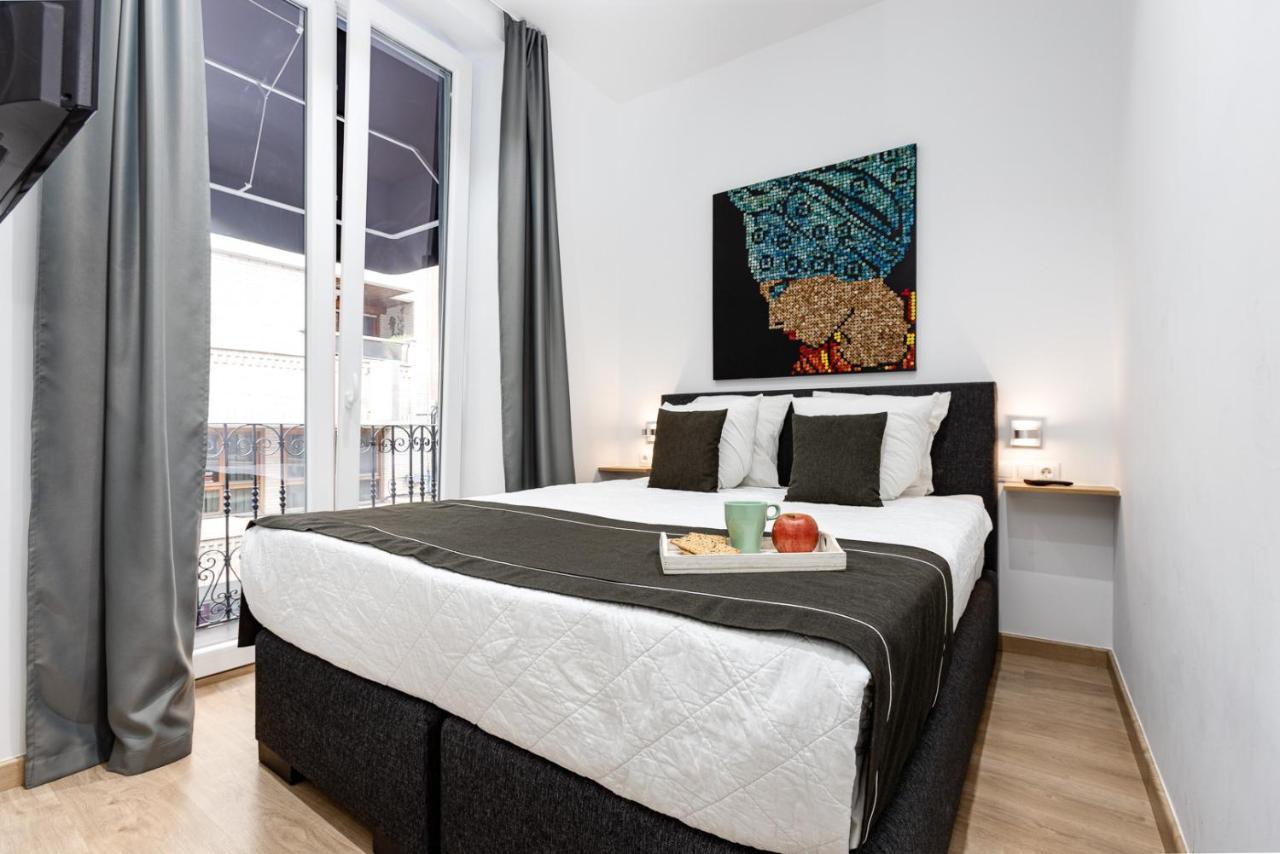 Pinzon Studios & Penthouse Alicante Exterior photo
