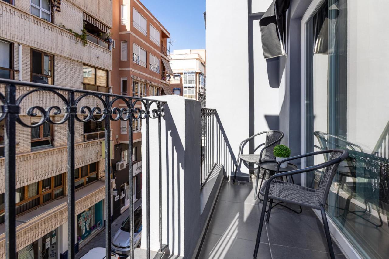 Pinzon Studios & Penthouse Alicante Exterior photo
